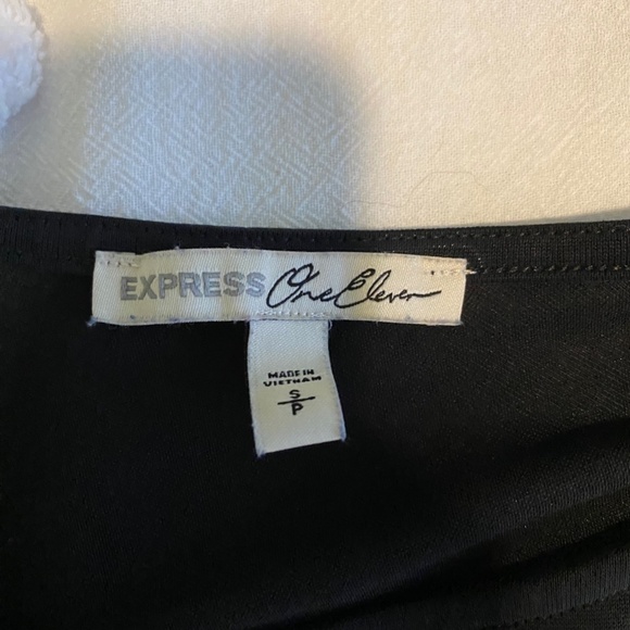 Express One Eleven Tunic - Picture 2 of 2